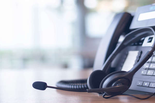VoIP Phone Systems Guide: Is it right for my business?